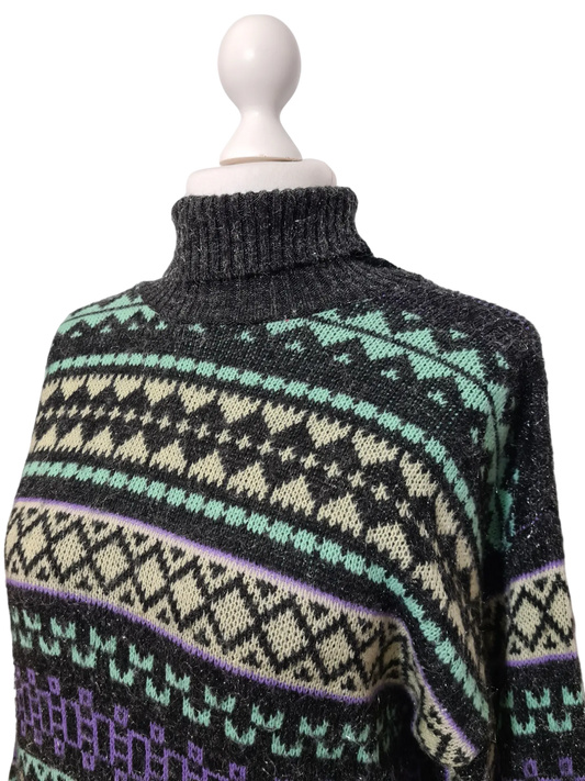 Pull ample col roulé jacquard des années 80-90 Brocante