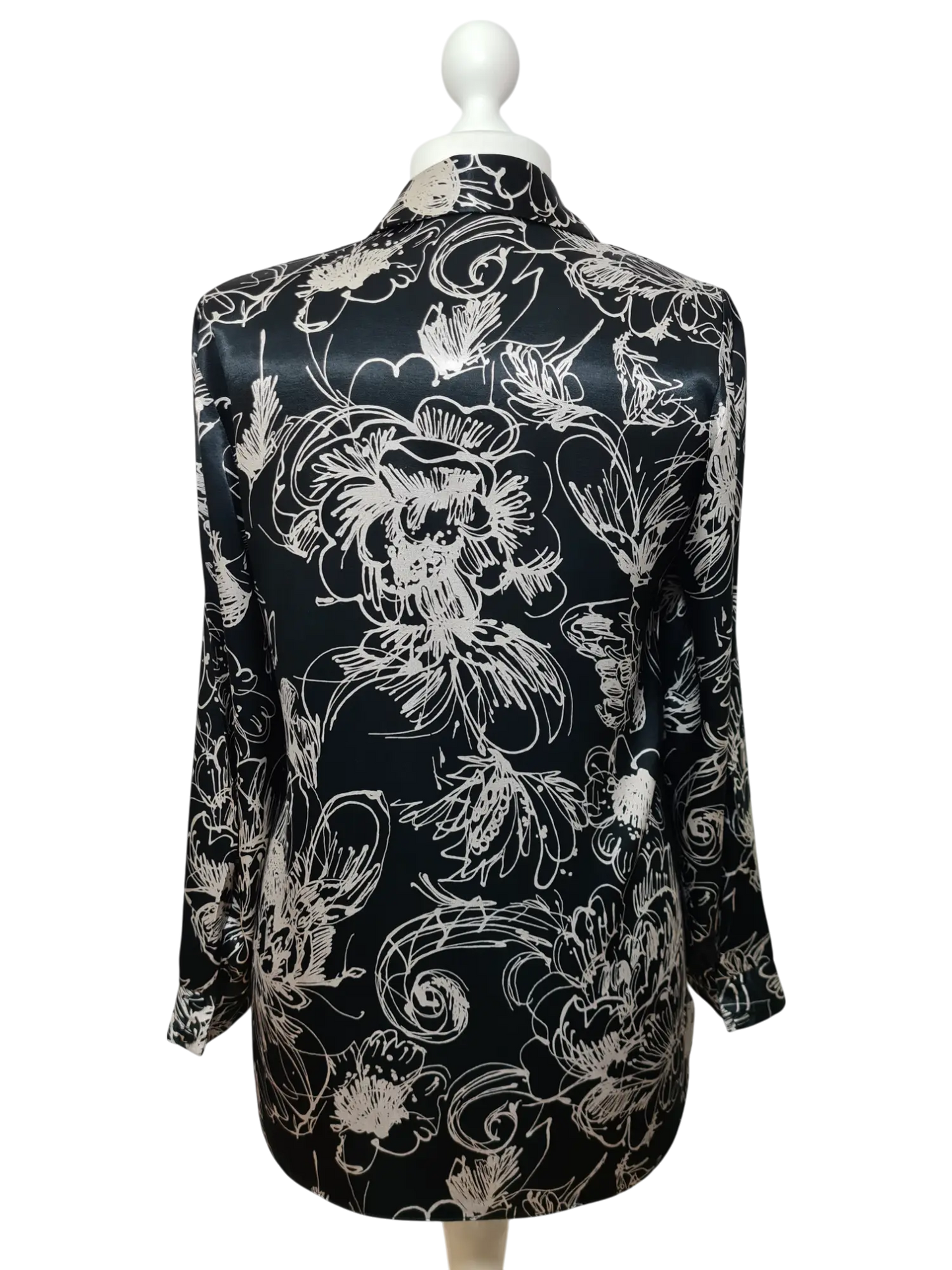 Chemisier satiné noir à fleurs blanches des années 90 Aucun fournisseur