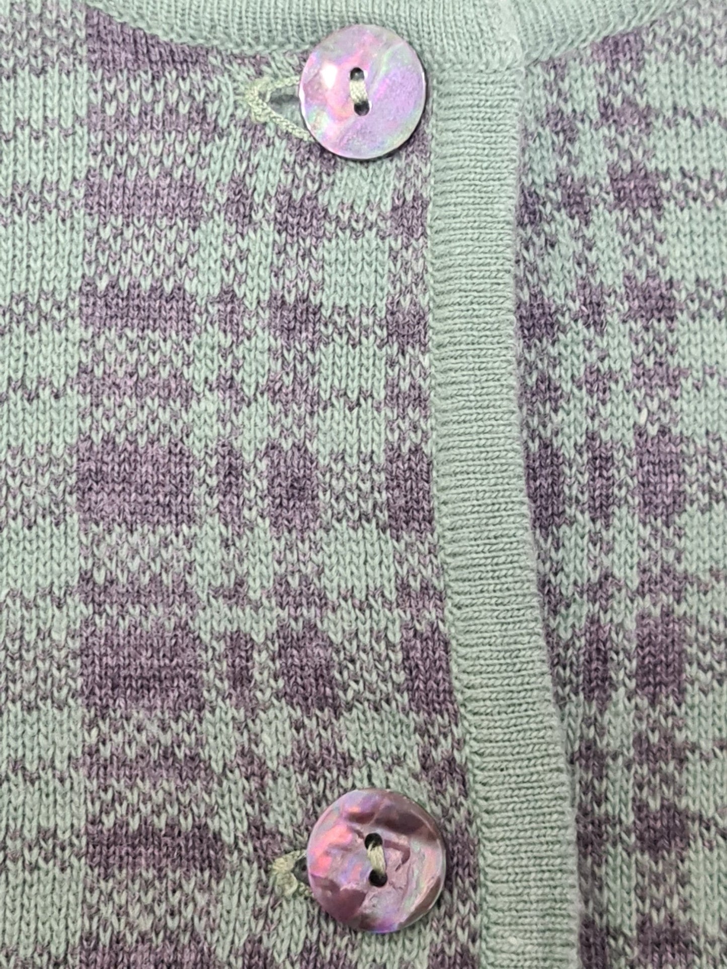 Gilet vert à motifs carreaux tartan revisité des années 80-90 Brocante