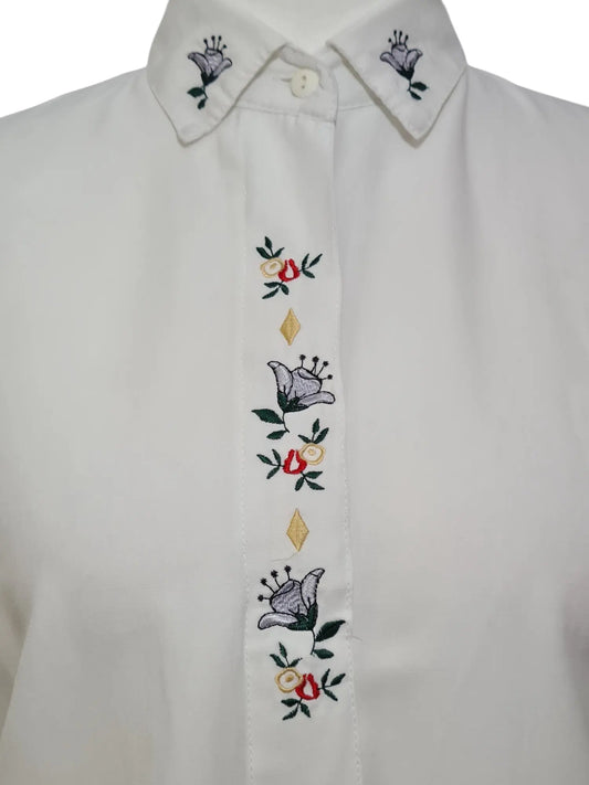Chemise blanche broderies col et buste des années 80 Aucun fournisseur