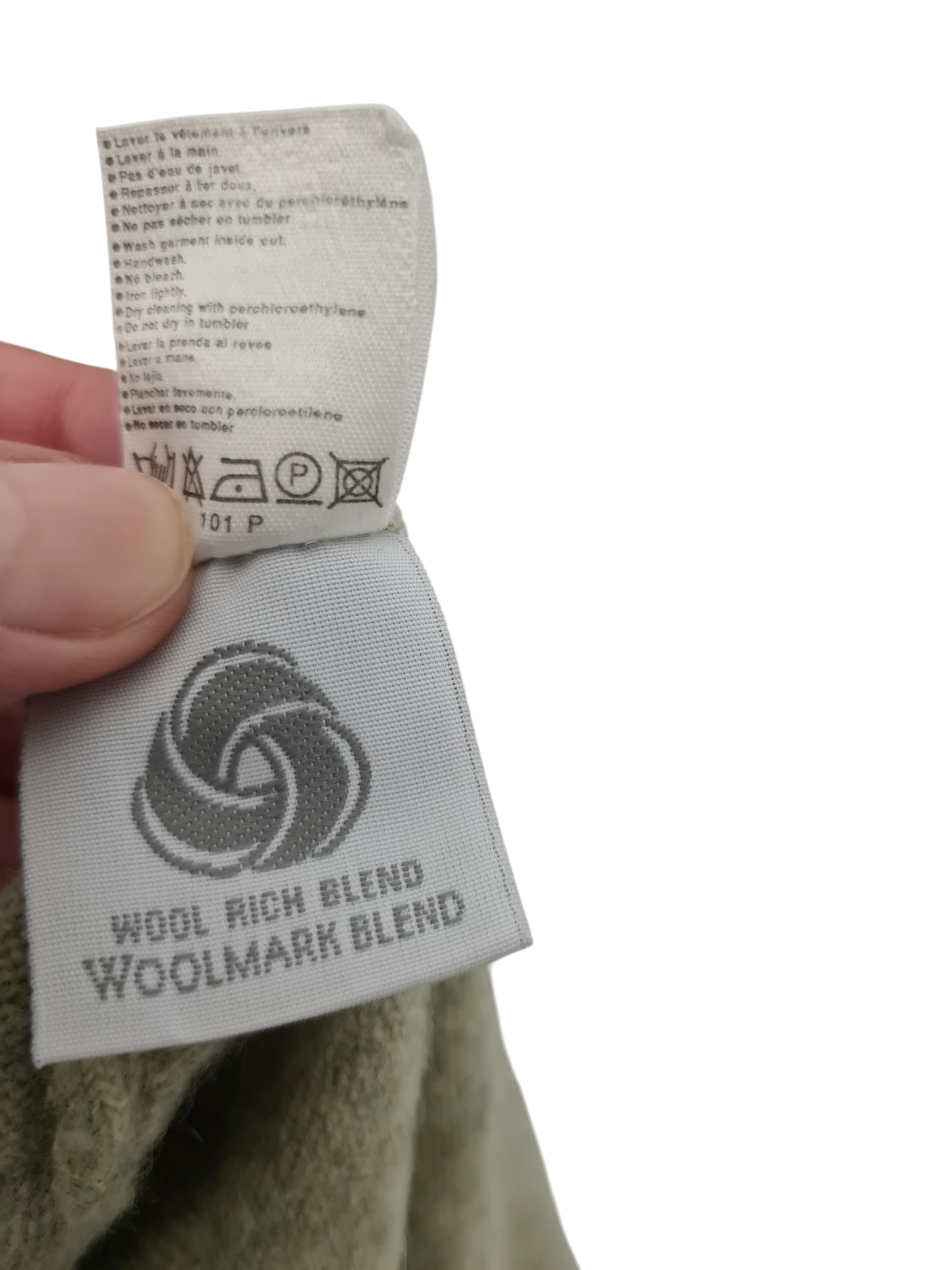 Pull col V Lacoste femme laine d’agneau T.40 (vintage made in Spain)