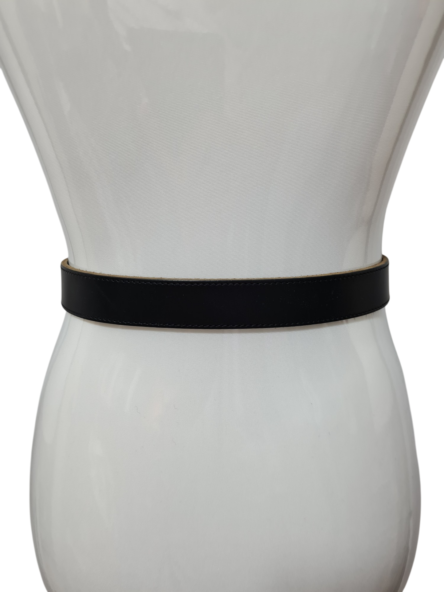 Ceinture noire en croûte de cuir vachette des années 80-90 - FRIPEO