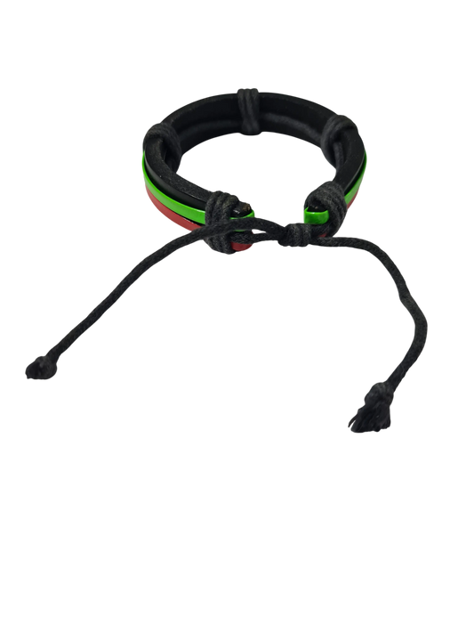 Bracelet mixte cuir noir bande verte rouge réglable style rastafari