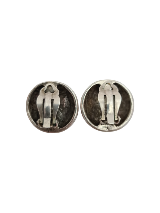 Boucles d'oreilles à clips finition martelée des années 80-90 EMMAUS