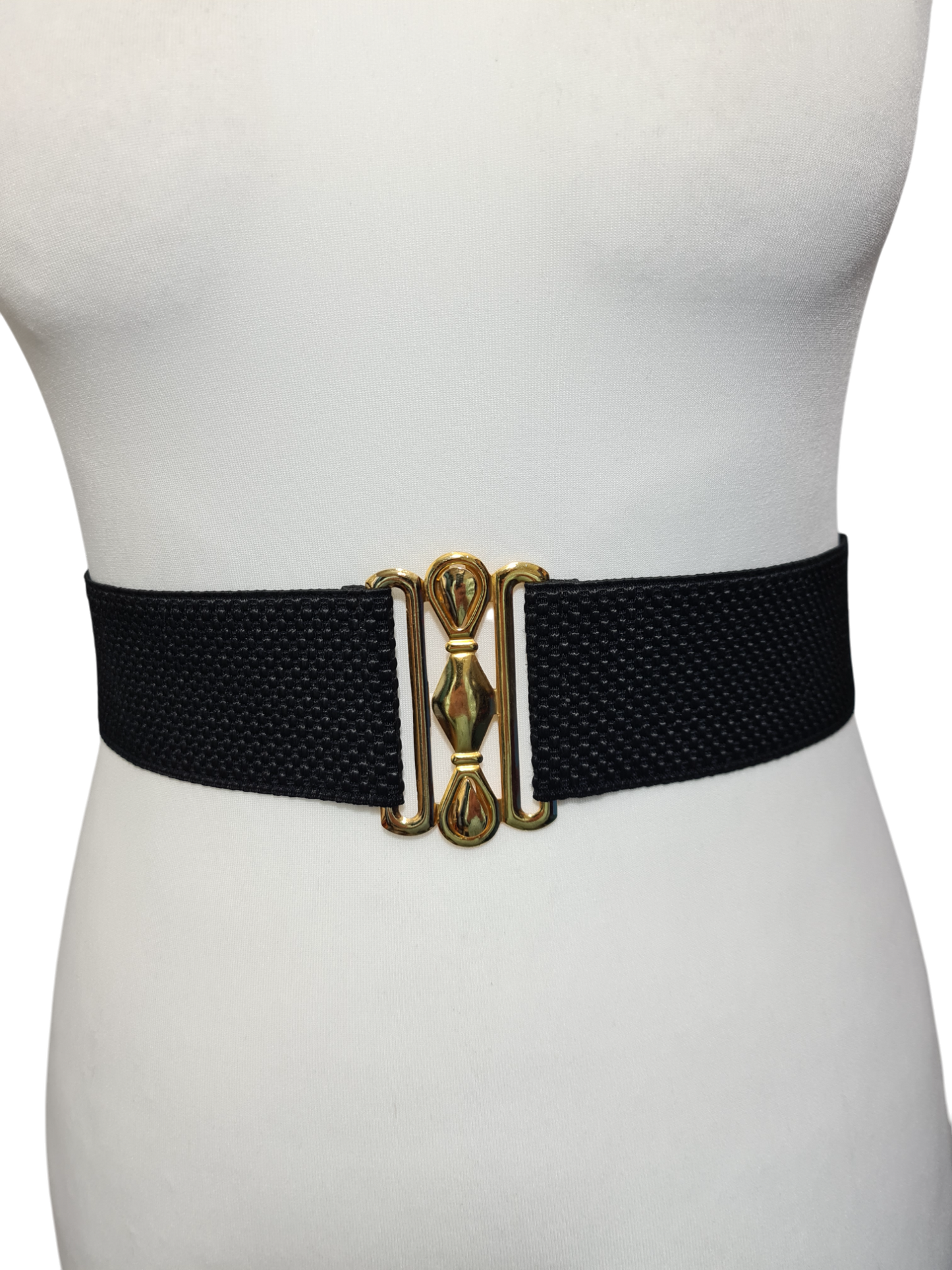 Ceinture noire élastiquée fermoir en métal doré des années 80-90 EMMAUS