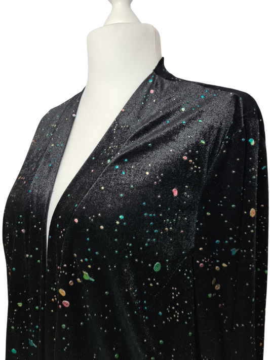 Long gilet noir en velours incrustations multicolores éclats lumineux des années 90-2000 EMMAUS