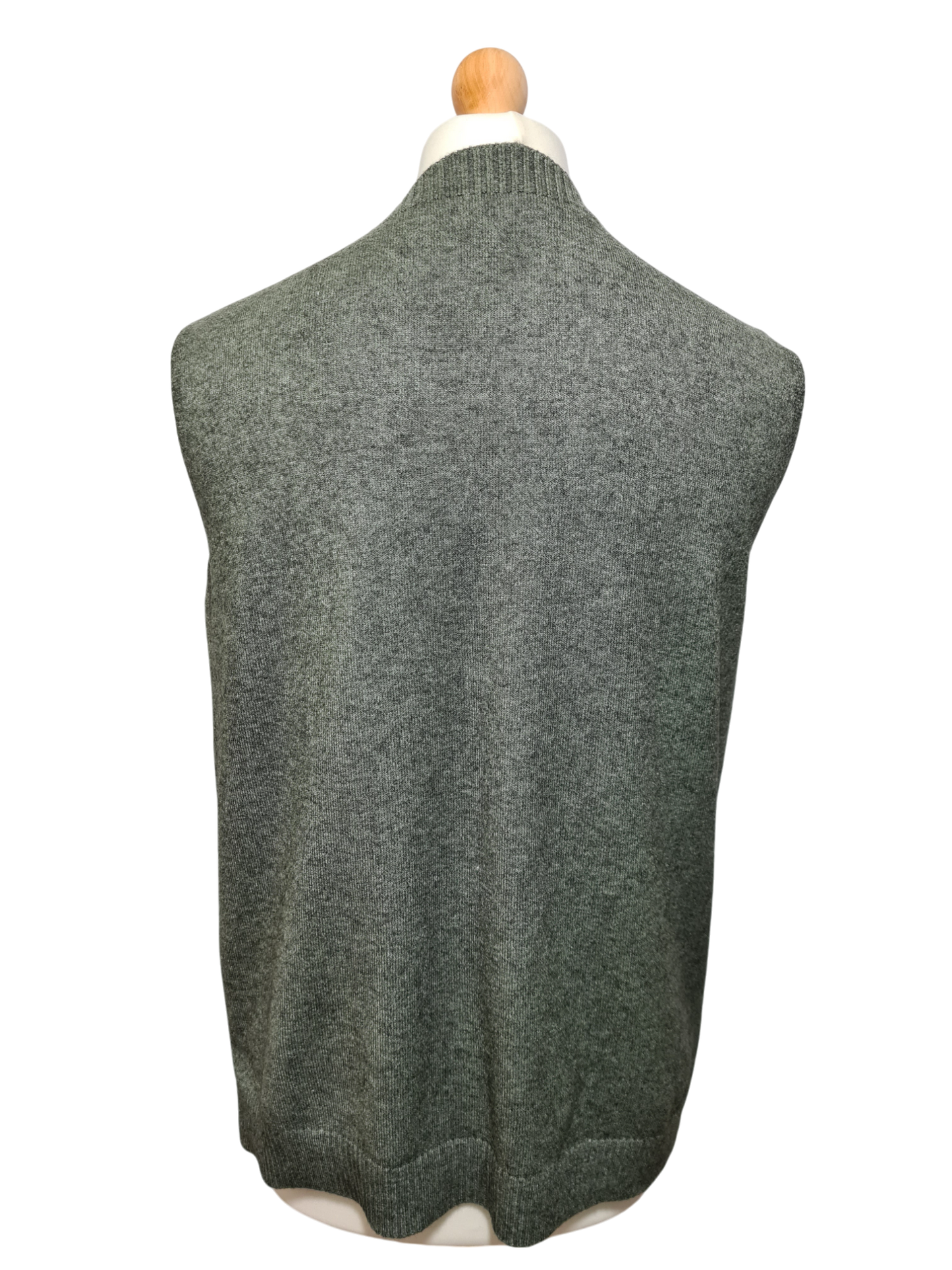 Pull homme sans manches col V des années 90-2000 EMMAUS