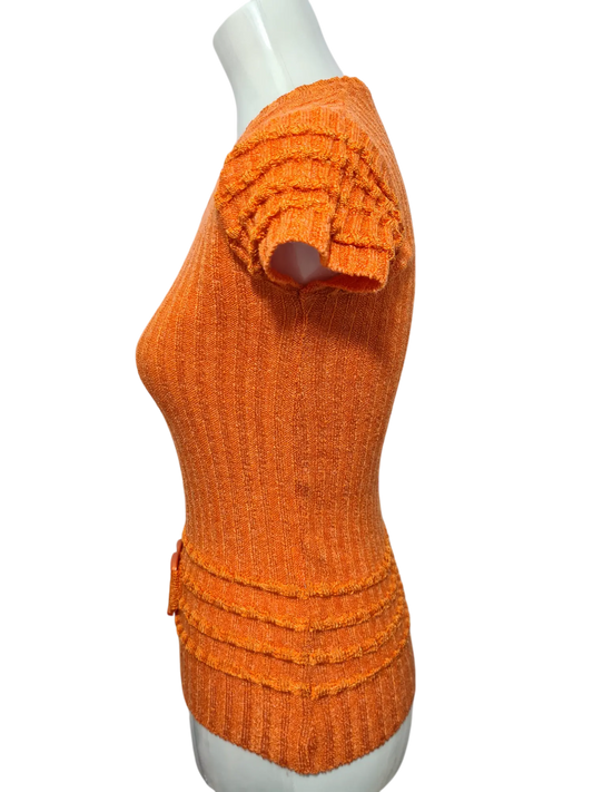 Pull orange à manches courtes ceinturé et col V des années 70-80 EMMAUS