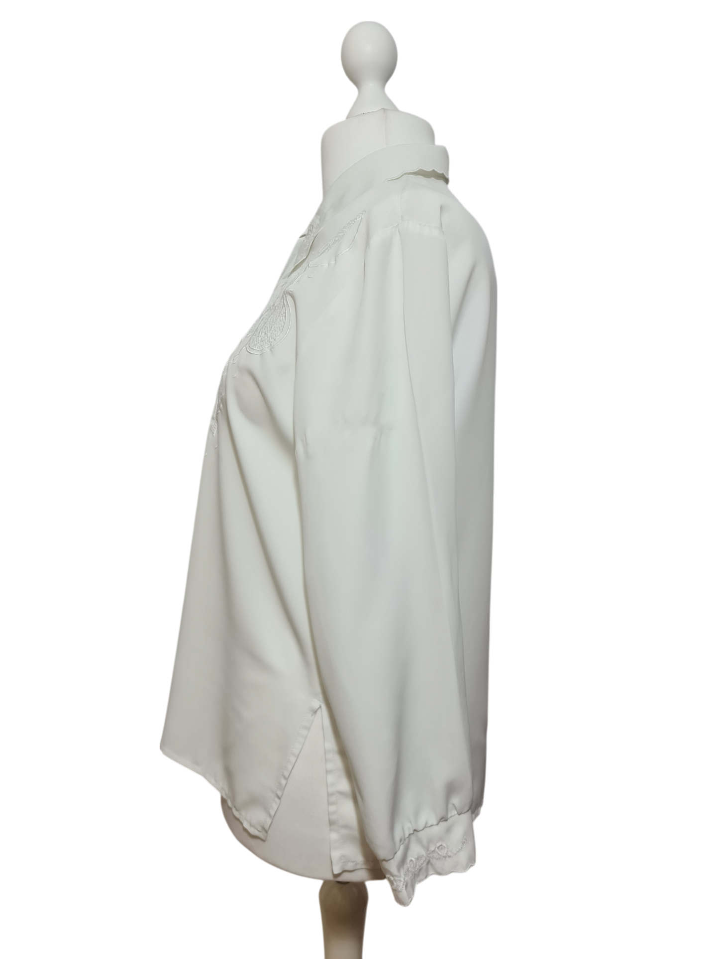 Chemisier blanc brodé vintage des années 80-90 Aucun fournisseur
