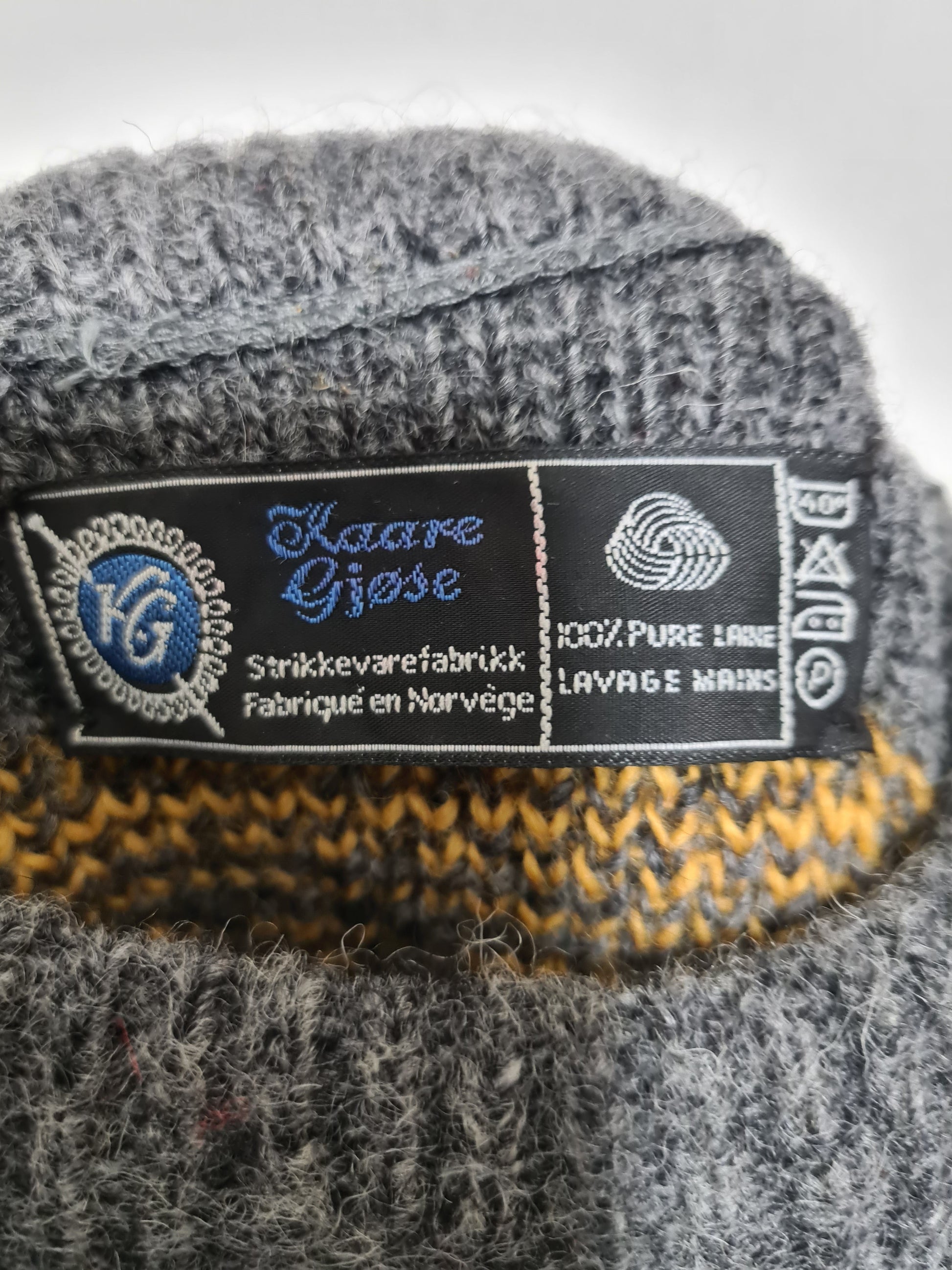 Pull long gris femme norvégien en pure laine des années 80-90 EMMAUS