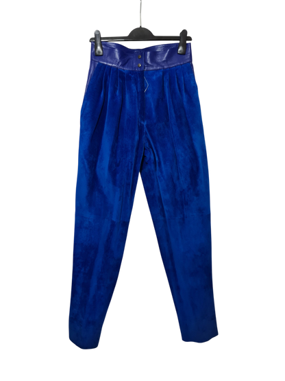 Ensemble femme en cuir bleu électrique des années 80 EMMAUS