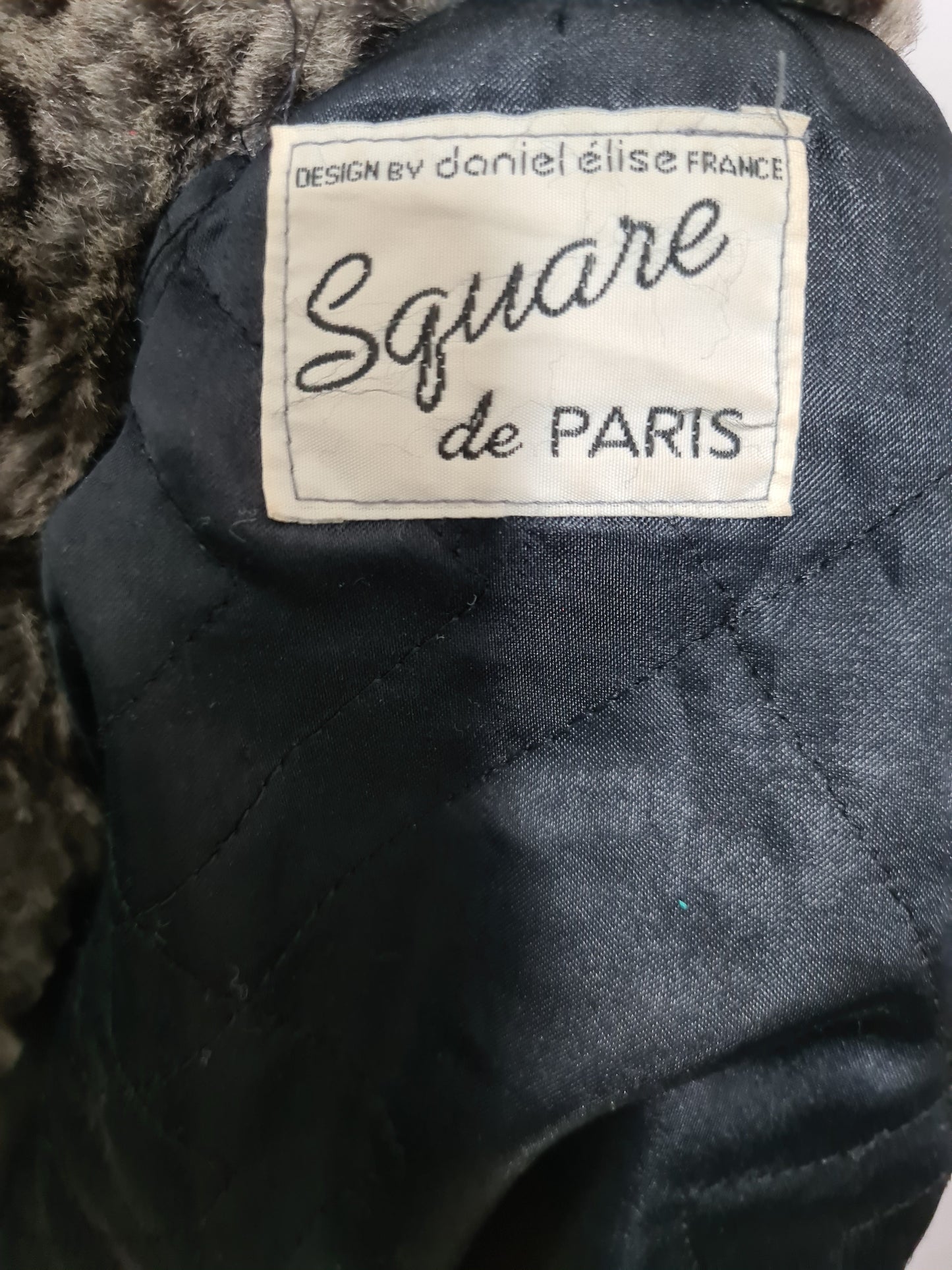 Manteau vintage des années 90-2000 simili cuir & fausse fourrure Square de Paris Brocante