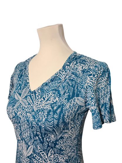 T-shirt Antoine et Lili bleu motifs végétaux col V T38 Made in France