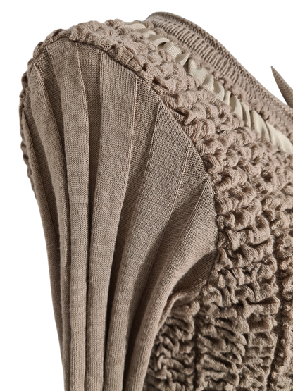 Cardigan laine et acrylique femme beige taupe boutons perles et roses des années 80/90 EMMAUS
