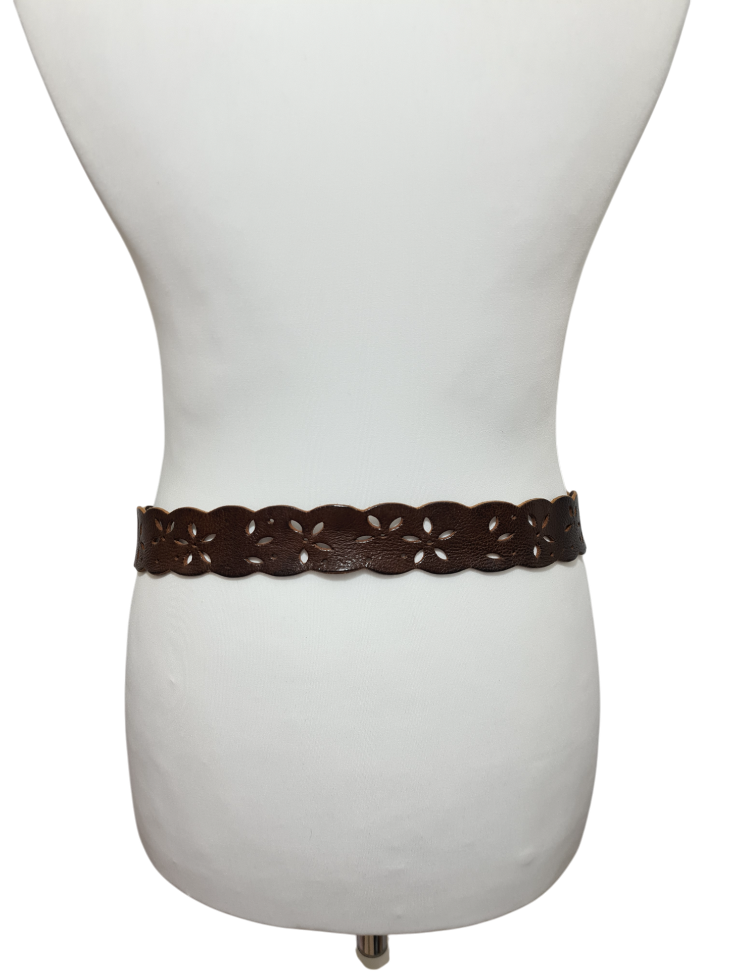 Ceinture marron perforée ajourée motifs floraux en cuir véritable des années 70-80 - FRIPEO