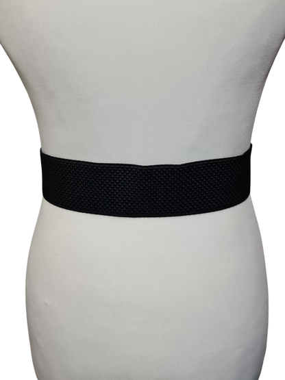 Ceinture noire élastiquée fermoir en métal doré des années 80-90 EMMAUS