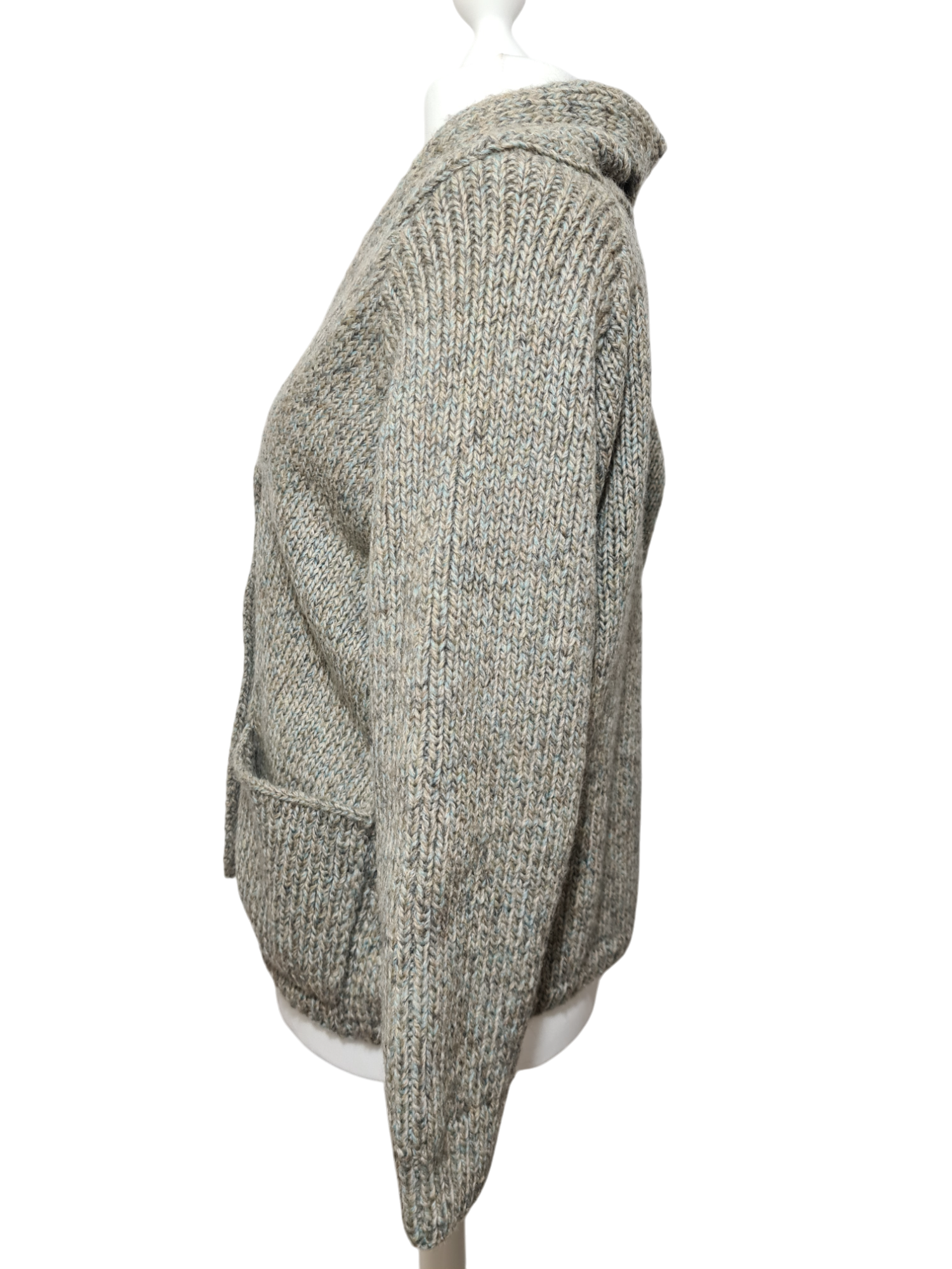 Gilet gris en laine tricotée main style rustique-chic des années 70-80 EMMAUS