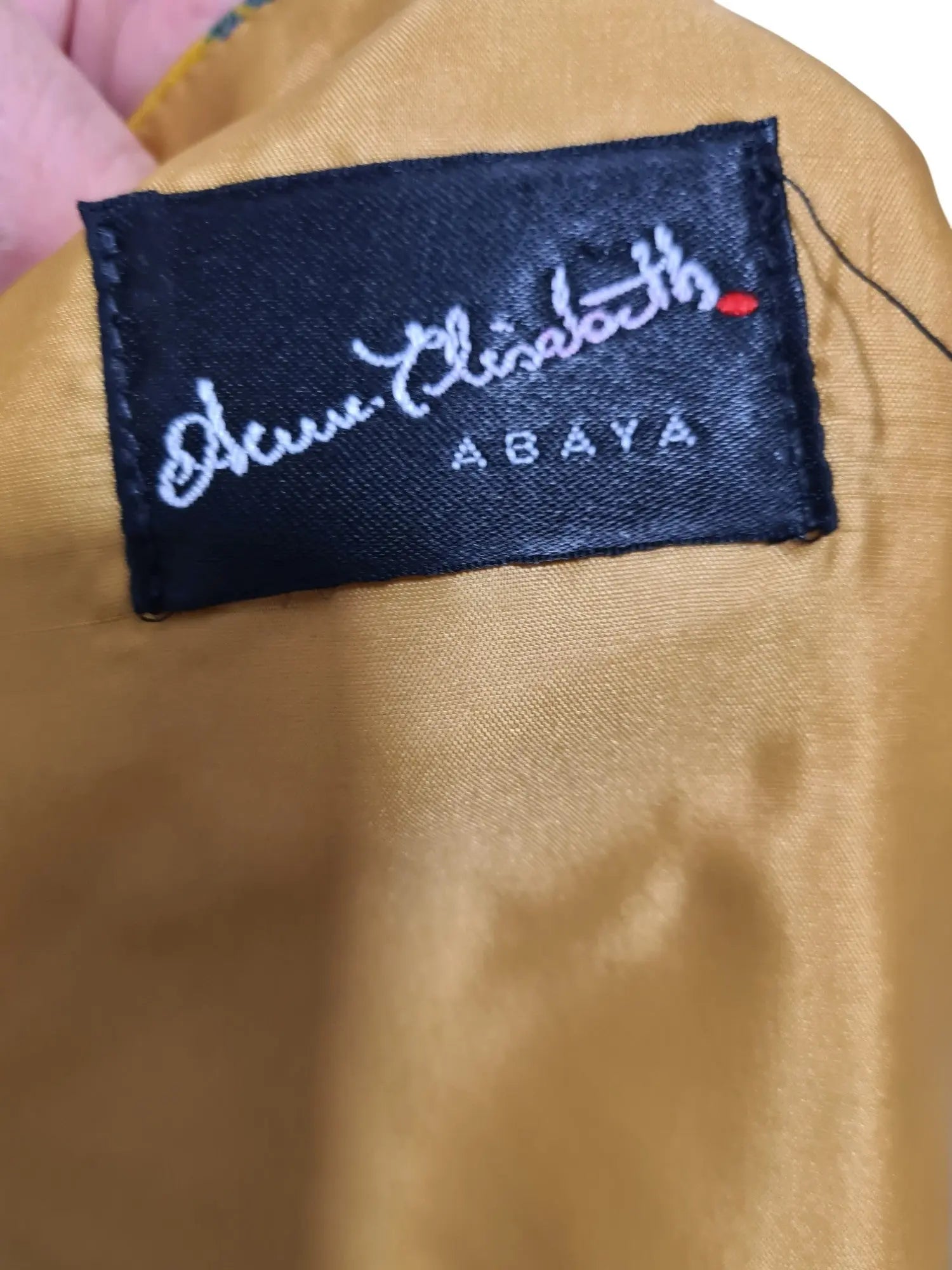 Gilet en velours jaune style bohème des années 70-80 EMMAUS