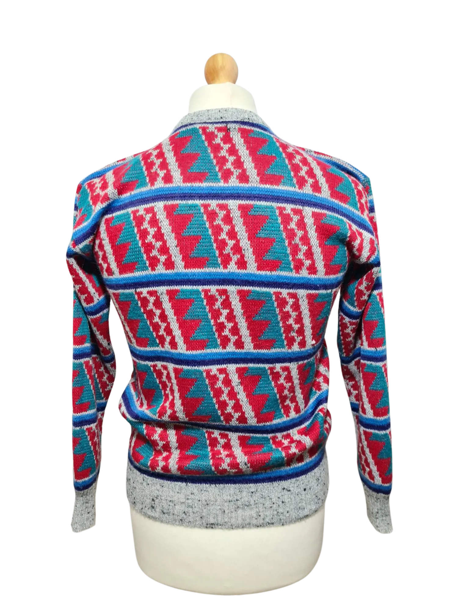 Pull homme motifs graphiques inspiration ski ou sportwear rétro des années 80-90 EMMAUS