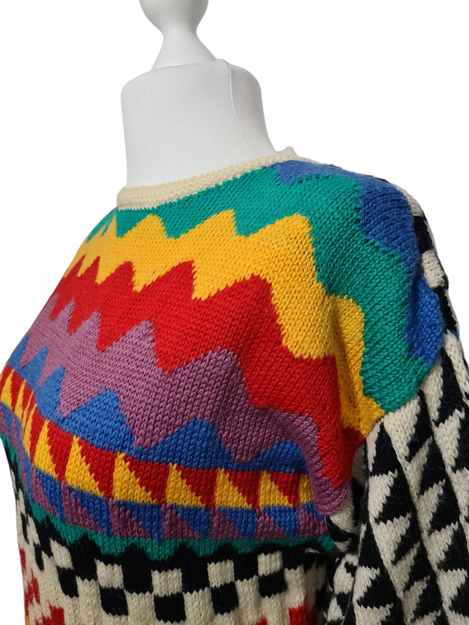 Pull en laine rare tricotée main inspiration coogi des années 80-90 EMMAUS