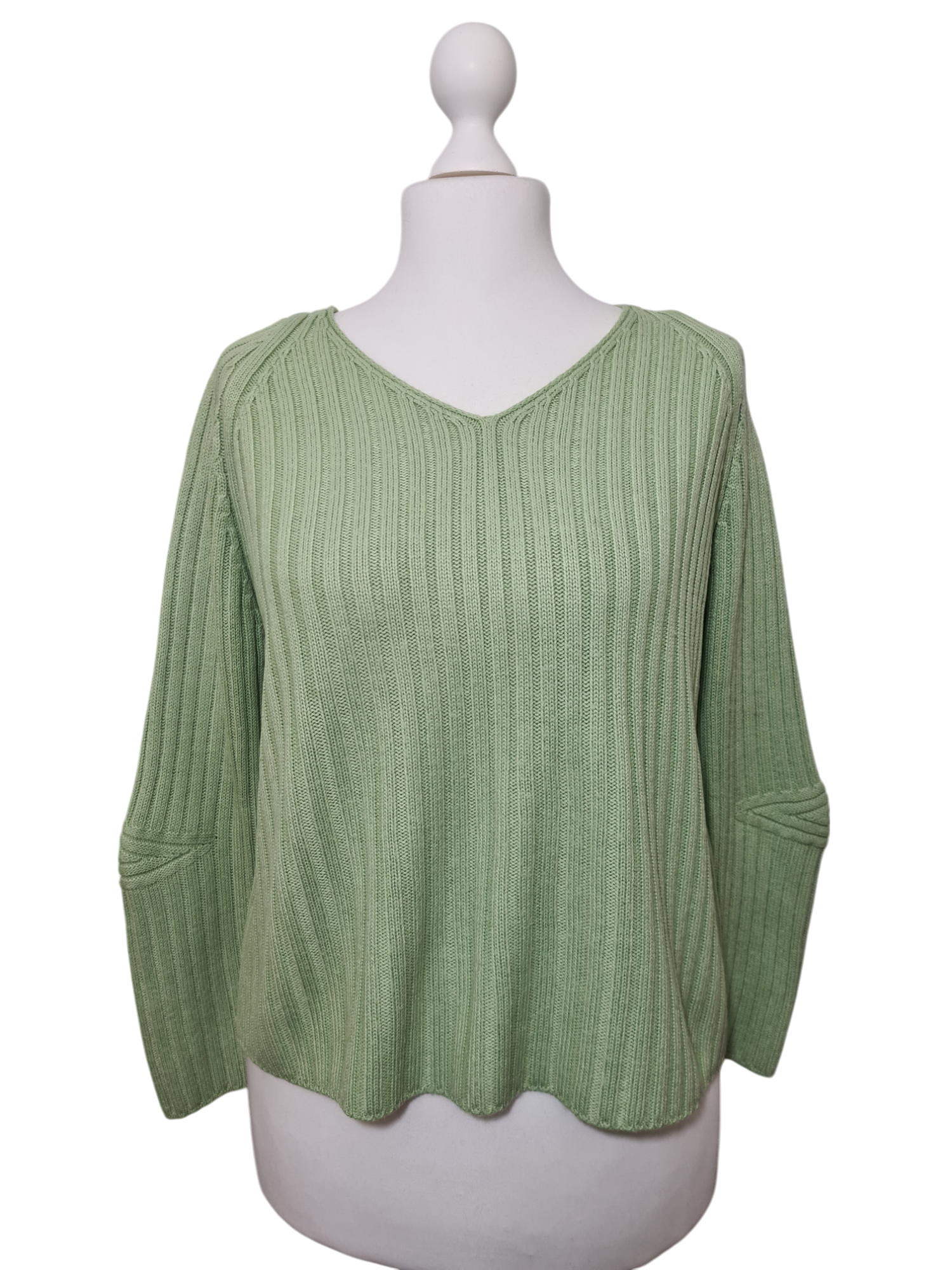 Pull femme col V à coudières motifs graphiques des années 90-2000 EMMAUS