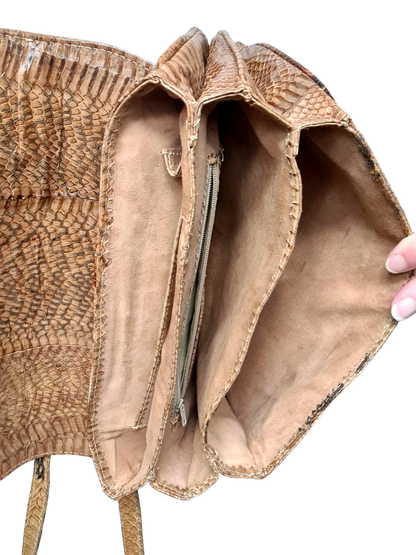Sac à main femme à bandoulière artisanal vintage en cuir de python intérieur daim des années 60-70 Brocante