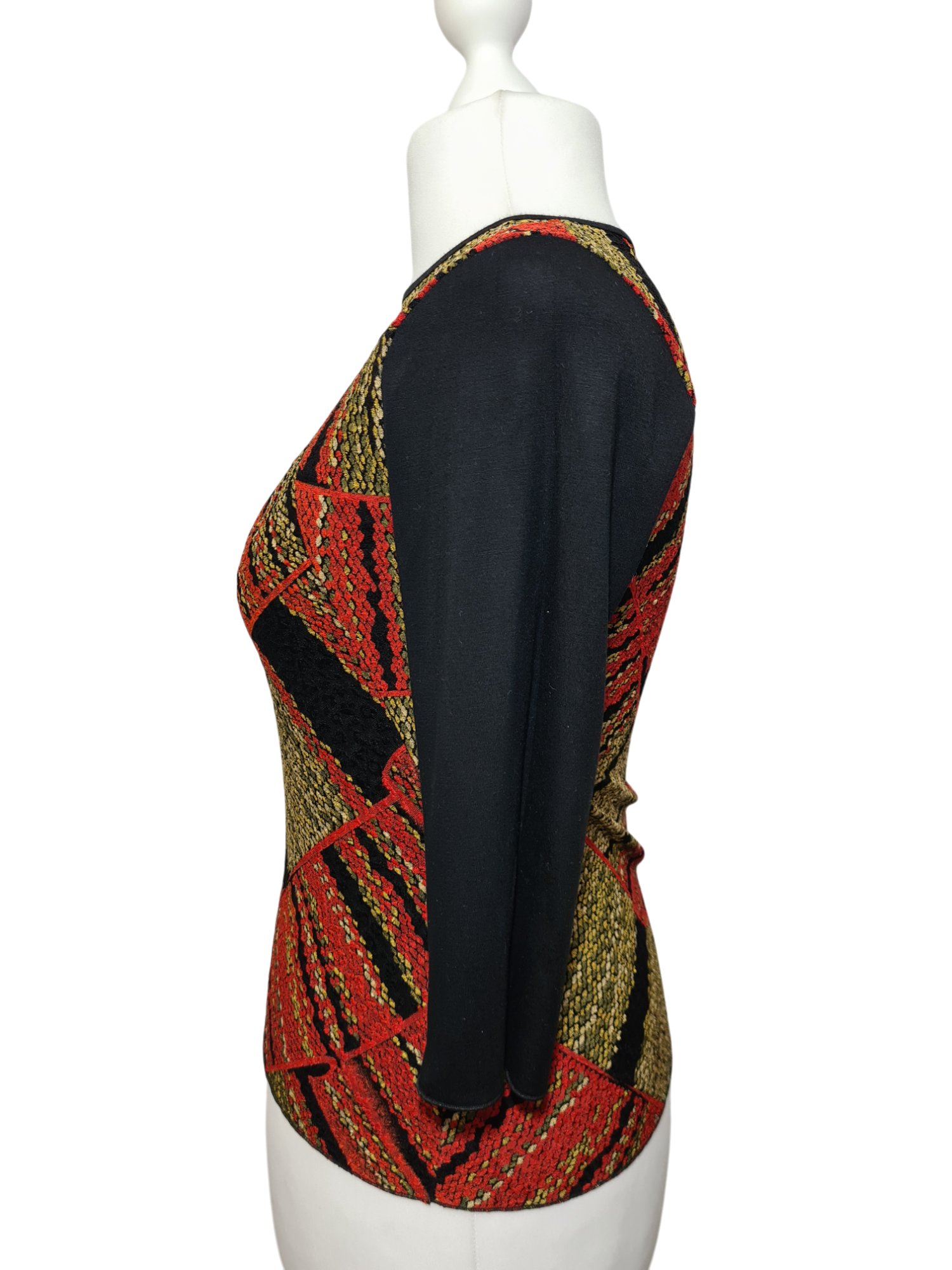 Top noir manches 3/4 à motifs dorés et rouge des années 80-90 EMMAUS