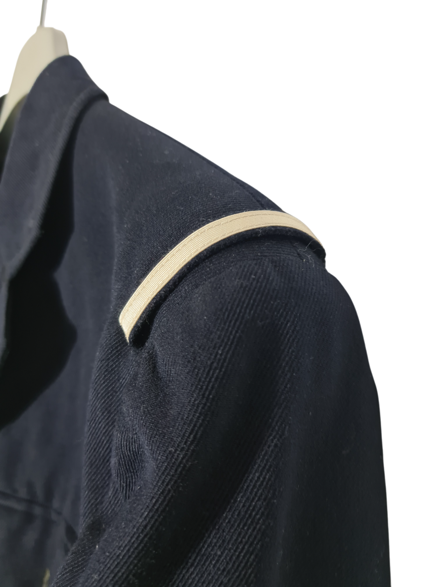 Véritable veste militaire de Sous-Officier de l'Armée de l'Air française, spécialité mécanicien Brocante